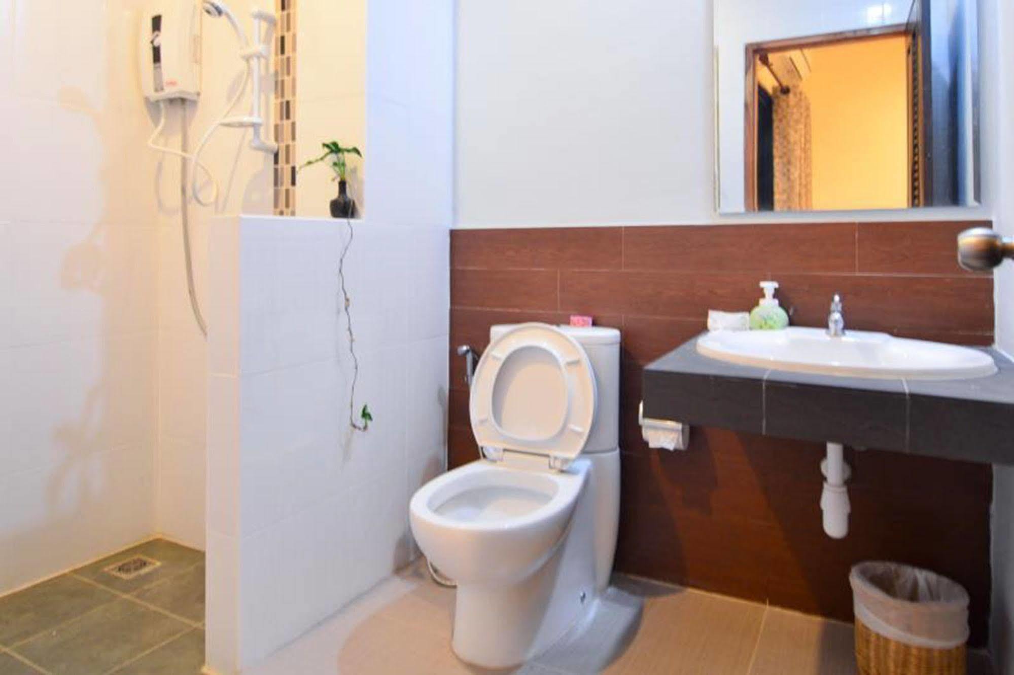 The Boon House, Khon Kaen Hotel Exterior foto